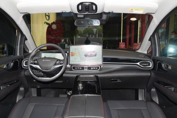 AION V plus火爆銷售中部分現車年前提新車送電卡歡迎到店試駕