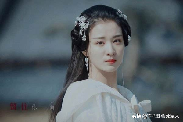 於正新劇裡的8位女星，從古典女神到最美小花，造型全栽了