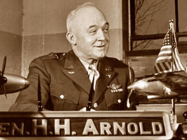 二戰德國對美開戰，自取滅亡的幕後原因：一份美軍絕密情報的洩漏