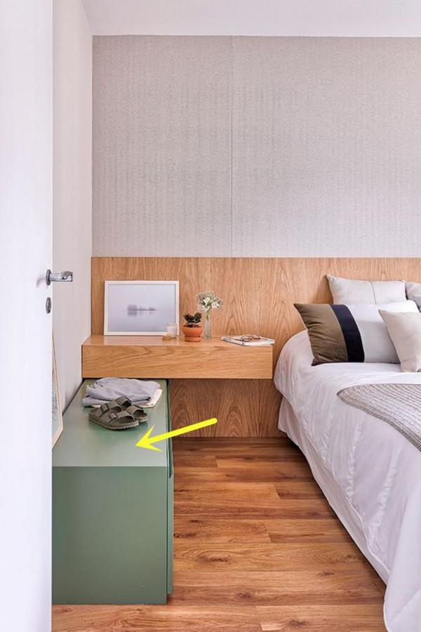 這個組合設計我真沒想到，床頭櫃懸空塞一排卡座進去，實用性翻倍