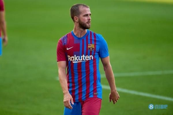 皮亞尼奇：梅西一直不理解科曼對我的態度，他經常問我發生了什麼