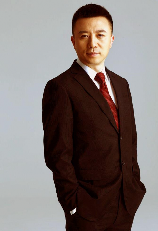 《新聞聯播》潘濤:45歲北漂勇闖央視,風光背後是妻子無私的奉獻 《新聞聯播》潘濤:45歲北漂勇闖央視,風光背後是妻子無私的奉獻