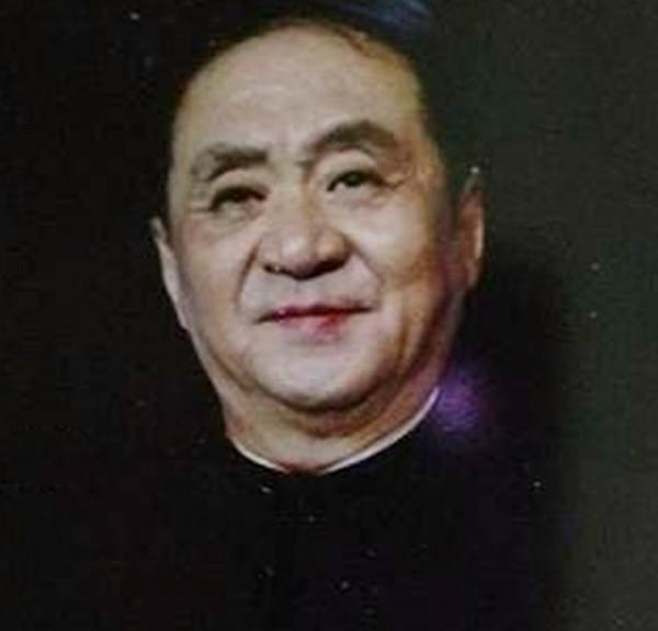 《霓虹燈下的哨兵》趙大大，與曹銀娣離婚後，袁嶽孤獨走完餘生？