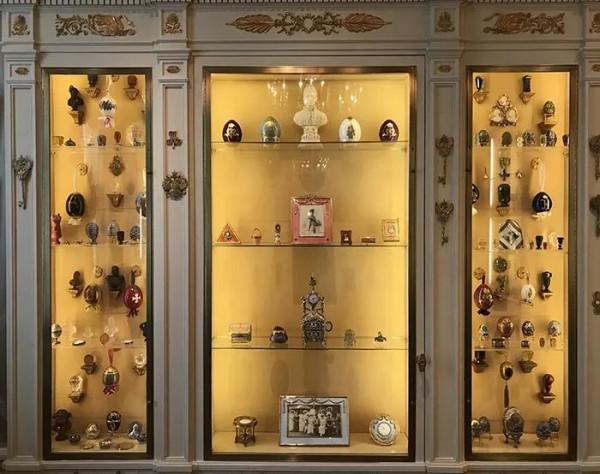 美國富豪中的“王室迷”,竟然“繼承”了4位皇后的家當 美國富豪中的“王室迷”,竟然“繼承”了4位皇后的家當