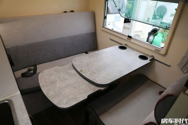 覽眾自由炮B 輕型越野旅居車 巧妙空間設計 配置齊全 輕鬆出行 覽眾自由炮B 輕型越野旅居車 巧妙空間設計 配置齊全 輕鬆出行