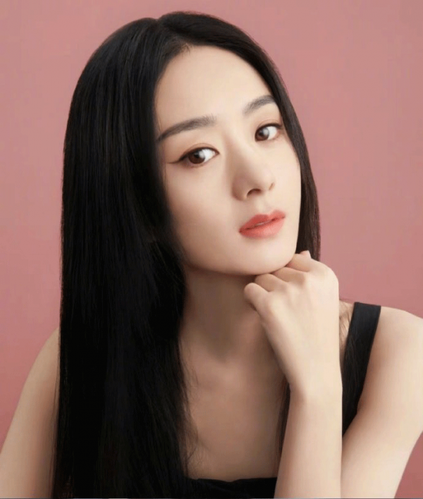 女明星的黑長直造型 一眼驚豔