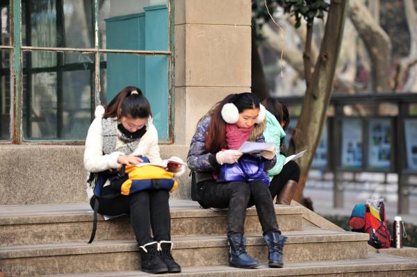 11省份釋出“不能”參加“預報名”考生要求 11省份釋出“不能”參加“預報名”考生要求