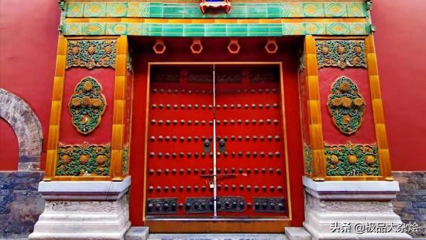 故宮在開門的時候,工作人員都要大喊幾聲,看完漲知識了 故宮在開門的時候,工作人員都要大喊幾聲,看完漲知識了