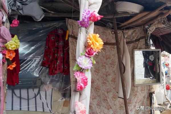 巴蜀奇人隱居山西農村，用塑膠布搭房過冬，看活成啥樣