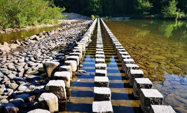 抓住秋天的尾巴，快來這8個絕美旅行地，享受當下的美景吧