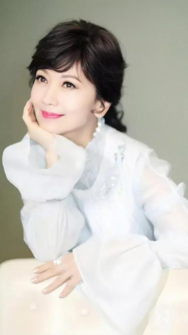 趙雅芝，你的女神，風采依舊