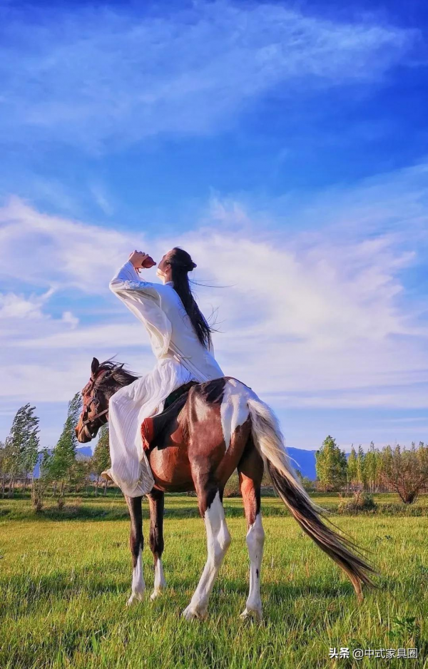 他穿漢服走遍中國，拍出170幅“動態國畫”：這才是真國風