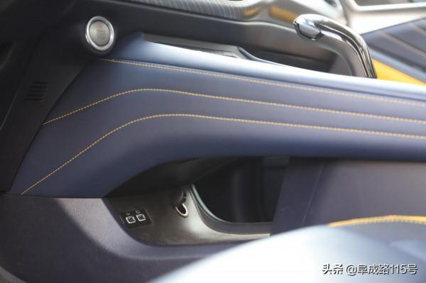 脫離手機聊微信! 這款2.0T四驅的轎跑SUV頂配才15萬 脫離手機聊微信! 這款2.0T四驅的轎跑SUV頂配才15萬