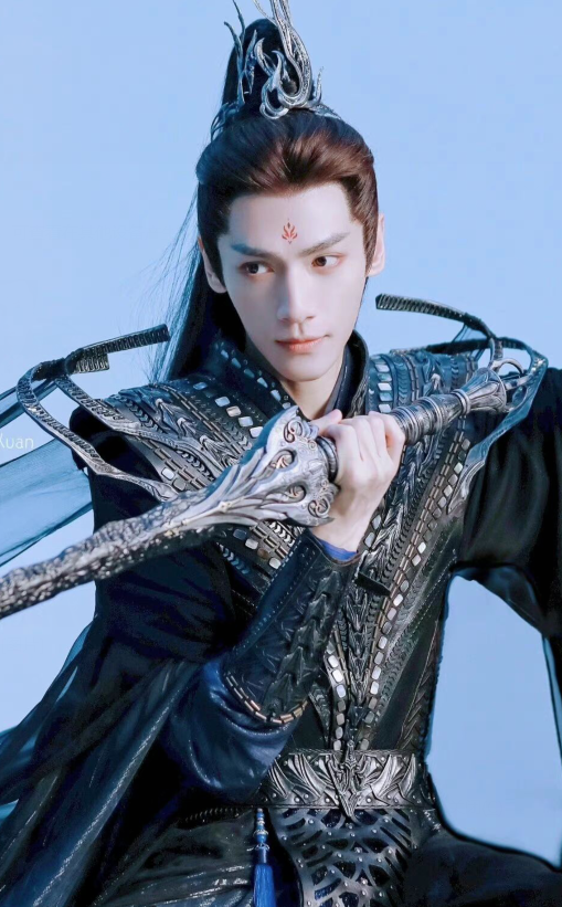 敦煌國風，病嬌魔神，百變仙女，含醜量為0的《長月燼明》太上頭