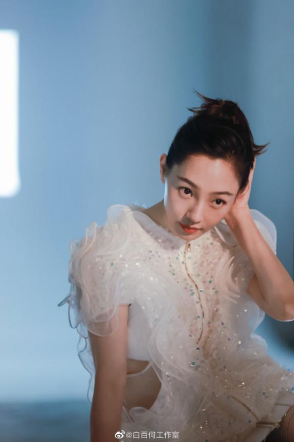 白百何罕見談網路暴力：不追求被所有人認可，會活得更快樂