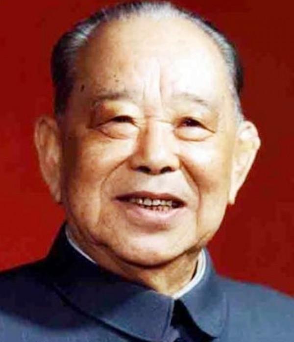 部隊發現賀炳炎的戰馬，賀龍一聽：出動1個師務必找到他