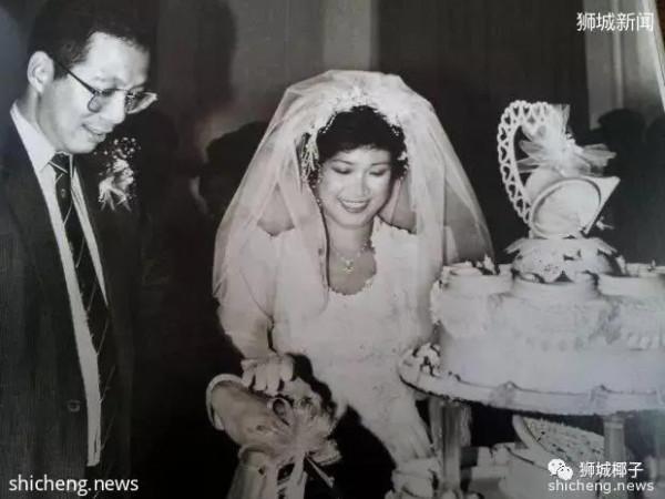 李瑋玲: 強悍到手撕總理哥哥, 目睹父親逝後椅子被移走, 卻崩潰到哭 李瑋玲: 強悍到手撕總理哥哥, 目睹父親逝後椅子被移走, 卻崩潰到哭