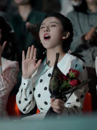 新晉復古時裝秀《喬家的兒女》,拋開戀愛腦,喬四美還是蠻會穿的 新晉復古時裝秀《喬家的兒女》,拋開戀愛腦,喬四美還是蠻會穿的