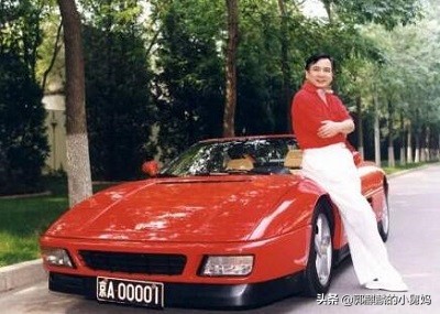 京A88888車主有多少礦？趙本山在他的晚宴上，只能站著陪酒