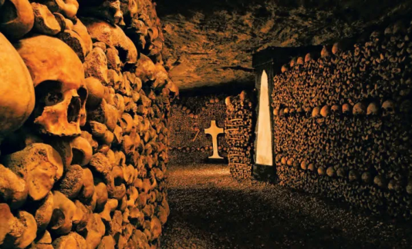 《漫畫巴黎城記》:堪比BBC《糟糕歷史》的趣味讀物 《漫畫巴黎城記》:堪比BBC《糟糕歷史》的趣味讀物