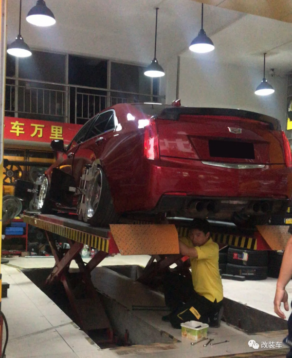 凱迪拉克ATS-L泡水了怎麼辦?不用慌先改套MB寬體壓壓驚 凱迪拉克ATS-L泡水了怎麼辦?不用慌先改套MB寬體壓壓驚