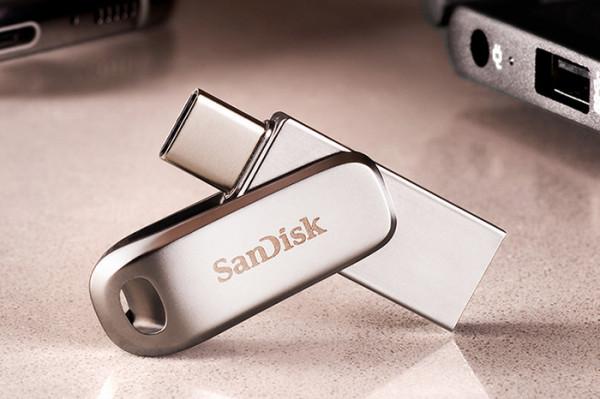 雙十一有啥值得買？這些單品讓手機如虎添翼