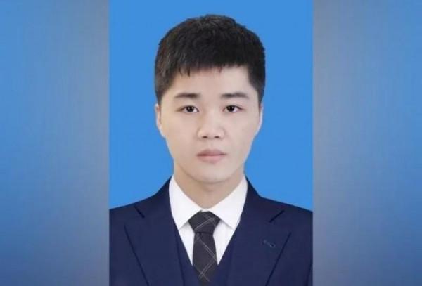 牛人!25歲任985高校重慶大學博導,比北大“韋神”還年輕 牛人!25歲任985高校重慶大學博導,比北大“韋神”還年輕