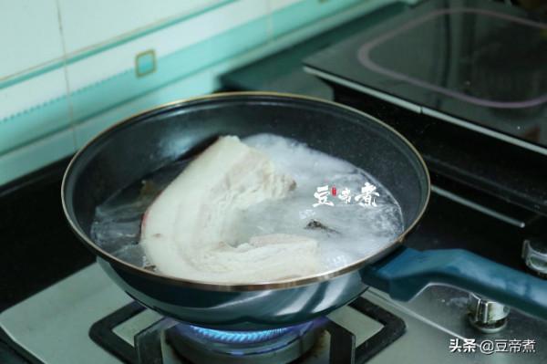 最好吃的菜，來自媽媽的手藝，這一道回鍋肉實在是愛了