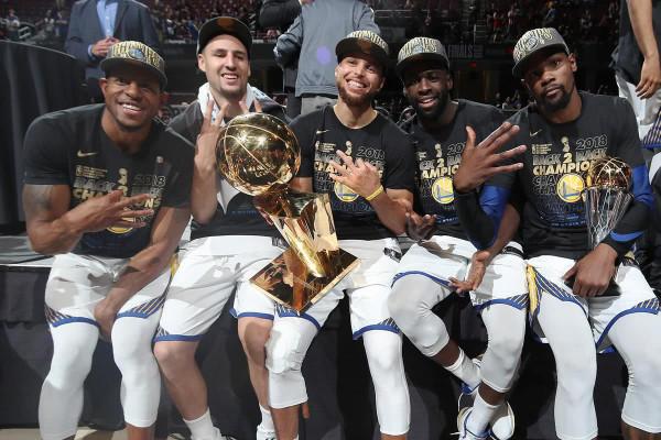 17年的勇士,如果遇到96年的公牛,誰的贏面更大? 17年的勇士,如果遇到96年的公牛,誰的贏面更大?