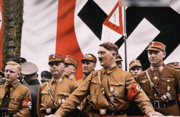 1941年德國入侵蘇聯，二戰進入關鍵時期，那一刻羅斯福心急如焚