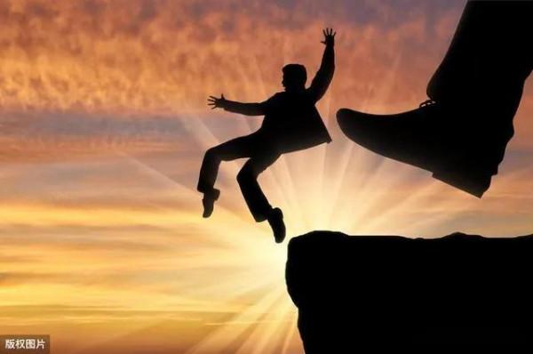 人活著不能太精明