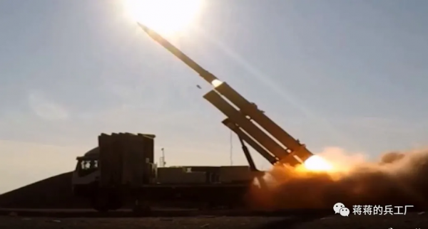 伊朗研製新型BM-120彈道導彈，一車6發可打擊不同目標