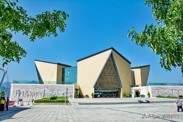四川養老就去攀枝花,海拔低適合老人,冬暖夏涼,東北文化濃厚 四川養老就去攀枝花,海拔低適合老人,冬暖夏涼,東北文化濃厚