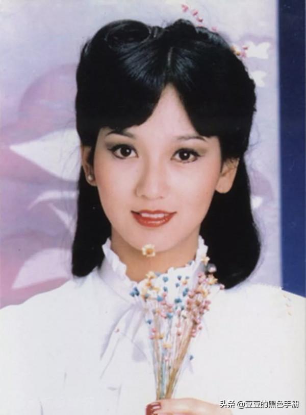 隔空撞臉算什麼？來看看這26位明星，穿越時空的撞臉才牛掰