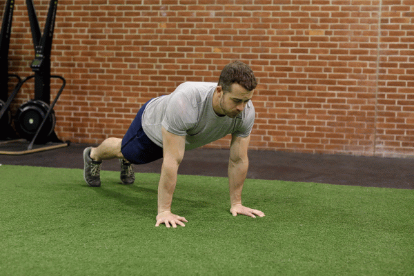 50歲男人做多少個俯臥撐算及格？