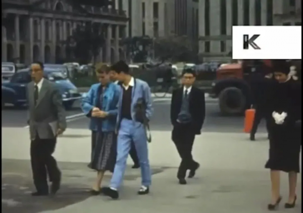 今年的時尚,就是穿成你二姨那樣 今年的時尚,就是穿成你二姨那樣