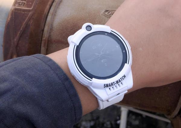 學生電話手錶也玩起了翻轉雙攝？dido F05S 學生多功能電話手錶體驗