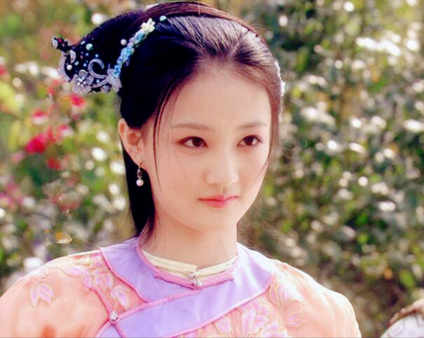 甄嬛傳真是她們的顏值巔峰，一離開甄嬛傳，美貌下滑好幾個檔次