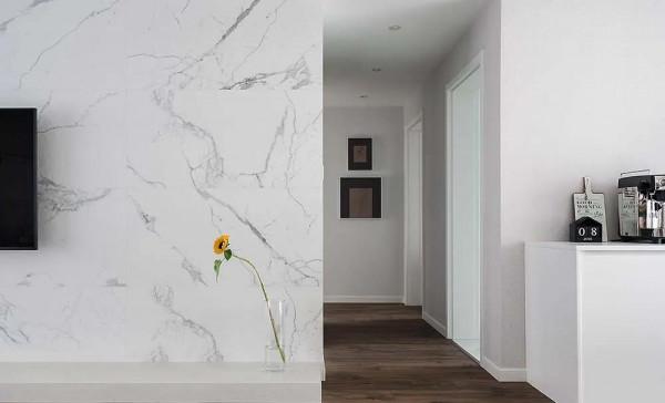 走進她家，才知道什麼叫簡約大氣，光一個餐廳就把我迷住，曬曬