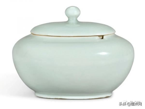 一年前RMB 400萬驚喜成交 |「乾隆粉彩天球瓶」降價再現倫敦拍賣 一年前RMB 400萬驚喜成交 |「乾隆粉彩天球瓶」降價再現倫敦拍賣