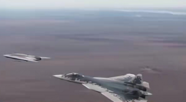 繼雙座殲20和殲35後，國產神秘驗證機終於現身，無尾造型很“六代”