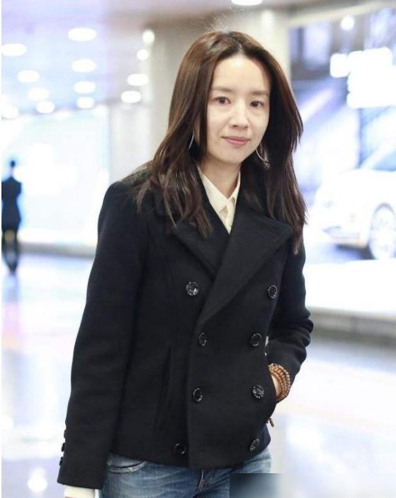 6位女星步入不惑之年,面容垮掉,膠原蛋白流失,彷彿整容失敗 6位女星步入不惑之年,面容垮掉,膠原蛋白流失,彷彿整容失敗