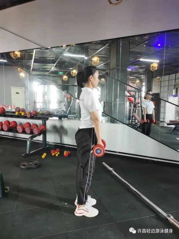 背部的訓練動作有哪些?該怎麼做 背部的訓練動作有哪些?該怎麼做