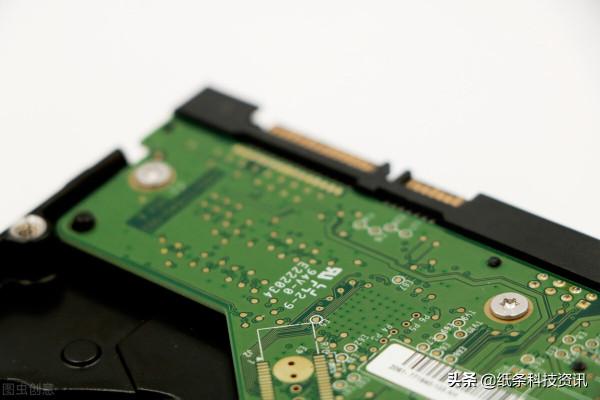 買新手機之前，記住這三個忠告再去問手機銷售，讓他不敢坑你