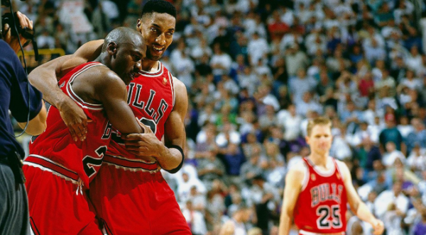 17年勇士vs96年公牛,誰的贏面更大?羅德曼:勇士很難得到30分 17年勇士vs96年公牛,誰的贏面更大?羅德曼:勇士很難得到30分