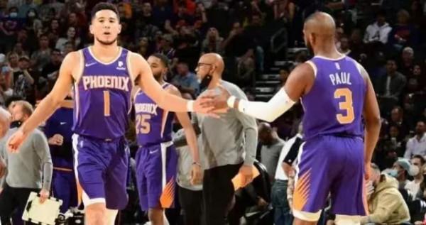 保羅17+12，布克35+4+3！雙星爆發太陽取14連勝，冠軍相萬丈光芒