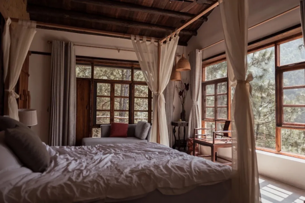 廣州自駕1h，清遠筆架山浪漫野奢民宿，無邊森林泳池丨外寓