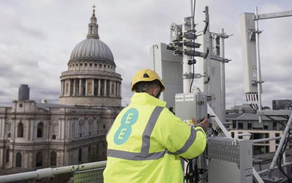 在5G網路建設上連摔“跟頭”，老美到底是哪裡做錯了？