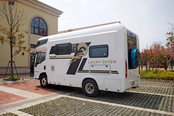 48V能源供給/初代網紅平頭卡車 法美瑞海角7號全系房車震撼亮相 48V能源供給/初代網紅平頭卡車 法美瑞海角7號全系房車震撼亮相