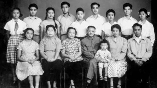 盤點新中國成立後，九位擔任國家高幹的國軍高官，他們都是誰？